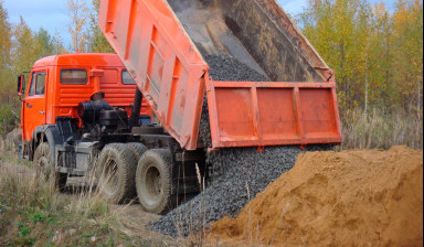 Объявление от Роман: «Доставка Щебень песок Чернозем и т д kamaz» 1 фото