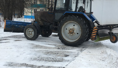 Уборка снега трактором. МО