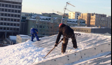 Уборка снега с крыш и территорий. Вывоз снега  в Барнауле