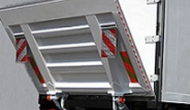 Объявление от Балжан: «Грузоперевозки. Аренда грузовой фургон + гидроборт» 1 фото