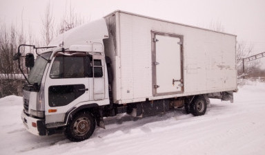 Грузопревозчик услуги. Грузоперевозки. Фургон.