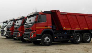 Объявление от СпецТехАчинск: «Услуги самосвала. Перевозка грузов, материалов. samosval-25-tonn» 1 фото
