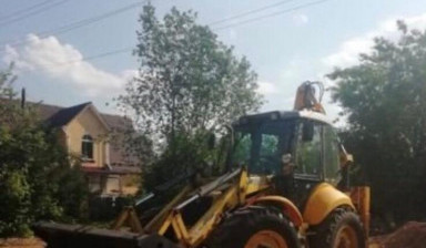 Объявление от Анна: «Аренда трактора JCB 4CXS 3в1» 1 фото