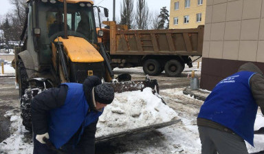 Уборка снега с крыш и территорий. Вывоз снега  в Барнауле