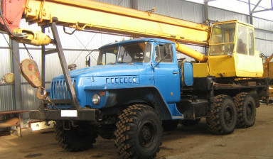 Объявление от Елена: «Автокран УРАЛ-4320 25 тонн по низкой цене» 1 фото
