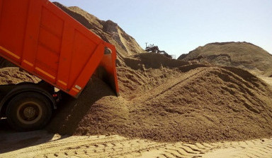 Объявление от Подольских Екатерина Александровна: «Щебень, песок с доставкой. Самосвалы 3-15 тонн» 2 фото