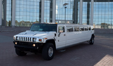 Объявление от Прокат авто на свадьбу: «Лимузин Hummer H2» 4 фото