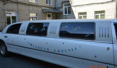 Лимузин Linkoln Town Car в Горно-Алтайске