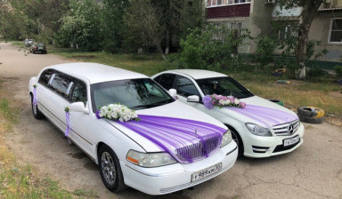 Лимузин Lincoln Town Car  в Астрахани