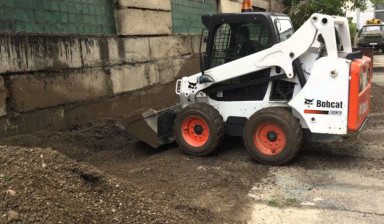 Объявление от Денис: «Аренда минипогручика BobCat S630» 1 фото