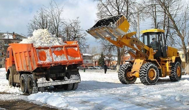 Уборка снега зимой в Казани
