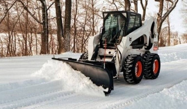 Механизированная уборка снега в Курске