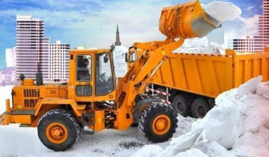 Расчистка снега в Омске