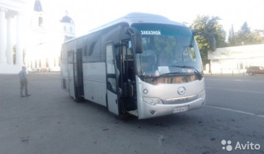 Автобус заказной для перевозки пассажиров.
