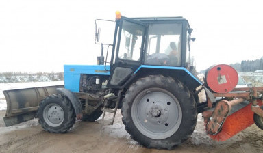 Аренда трактора МТЗ со щеткой belarus