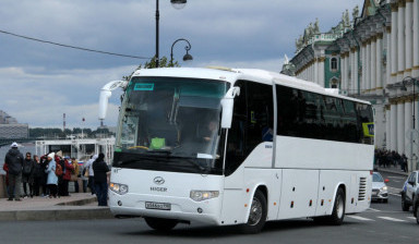 Объявление от МаксТревел: «Пассажирские перевозки. Комфортабельные автобусы.» 2 фото