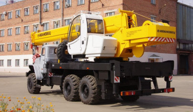 Объявление от Юлия: «Услуги автокрана 25-35 тонн.» 1 фото