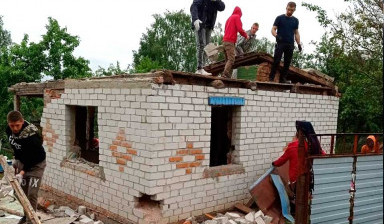 Объявление от Бихатов Ренат Хамзатович: «Демонтаж, снос дома, сломаем стены, разберём крышу» 4 фото
