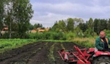 Объявление от Светлана: «Окажем услуги по обработке земли kovsh-smesitelnii» 1 фото