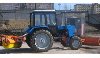 Объявление от ГомельГрааль: «Трактор - щетка на базе МТЗ 82 в аренду» 1 фото