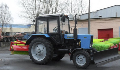 Объявление от Александр: «Трактор сельскохозяйственный greidernii-otval» 1 фото