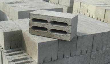 Объявление от Шабка Павел Геннадьевич: «Блоки строительные бетонные 20х20х40 (4-х пустотны» 2 фото