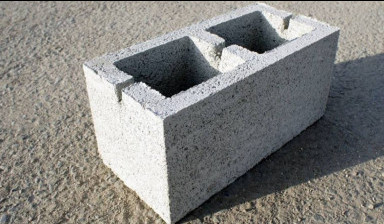 Объявление от Пригарин Данил: «Блоки строительные бетонные 20х20х40 см (2-х пусто» 1 фото