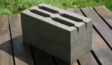 Объявление от Эдуард Большаков: «Блоки стеновые и перегородочные (пескоблоки)» 1 фото