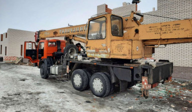 Автокран 25 тонн 22 метра услуги Ульяновск.