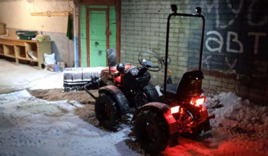 Чистка снега мини-трактором