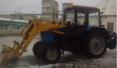Уборка и вывоз снега трактором