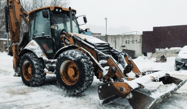 Уборка и погрузка снега услуги спецтехники в Новоподрезково