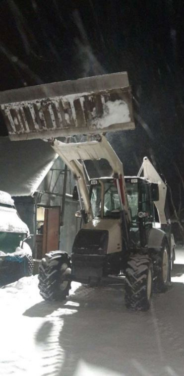 Объявление от Максим: «Аренда трактора погрузчика kolesnye» 2 фото