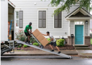 Объявление от Bellhops Moving Charleston: «Safe transport of refrigerators» 1 photos