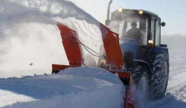 Услуги трактора снегоуборщика и щётки