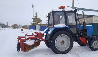 Объявление от Qwer: «Аренда мтз (щётка+отвал) уборка снега uborochnii» 4 фото