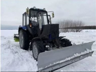Объявление от Вадим: «Чистка снега, услуги трактора  uborochnii» 1 фото