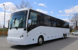 Объявление от Hartford Charter Bus: «Careful transport of people» 2 photos