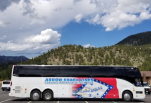 Объявление от Arrow Coach Lines: «Careful transfer to the airport» 1 photos