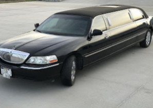 Объявление от Leisure Limousine: «Rent a limousine of any class» 1 photos