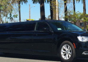 Объявление от Arizona Sedan and Limousine Service: «Rent a limousine for a wedding» 1 photos