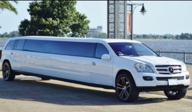 Объявление от LIMOUSINES: «Rent a limousine for a wedding» 1 photos