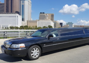 Объявление от Supreme Limousine: «Wedding and corporate transportation» 2 photos
