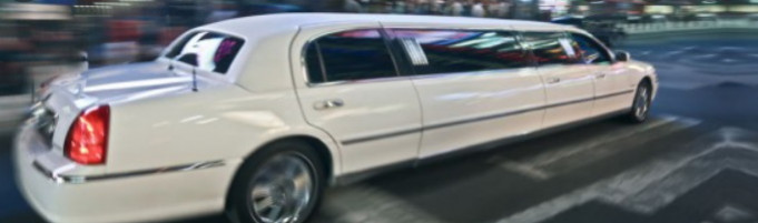 Объявление от Transportation Limo: «Airport transfer by limousine» 1 photos