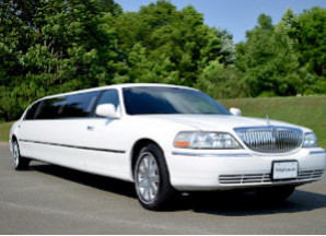 Объявление от Bare Minimum Limousine Service: «Accurate delivery, limousine rental» 1 photos