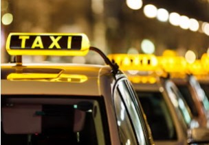 Объявление от Yellow Diamond Raleigh Durham RDU Taxi Cab: «Careful transportation to the airport» 2 photos