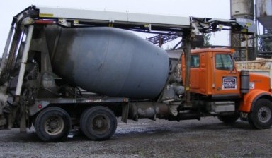 Объявление от Kurt's Concrete Pumping: «Private rental of concrete mixer truck» 1 photos