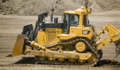 Объявление от Cleveland Brothers Equipment Company: «Rent and delivery of a bulldozer» 1 photos
