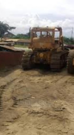 Объявление от Tool & Truck Rental: «Rent and delivery of a bulldozer» 1 photos