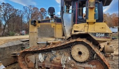 Объявление от MacAllister Rentals: «Rent and delivery of a bulldozer» 1 photos
